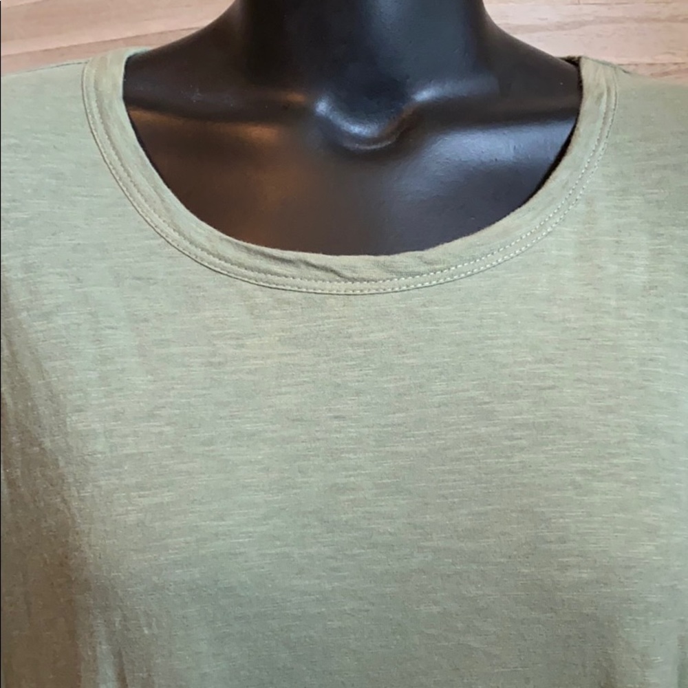 L/S LOGO top - Picture 4 of 8